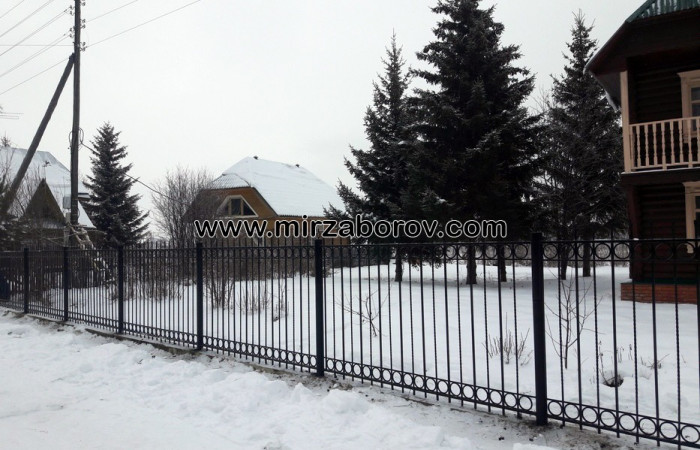 № 5003 Кованый забор с калиткой и воротами Курлек